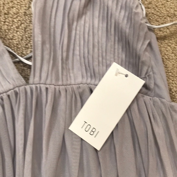 Tobi Jamee Plunging Dress - Picture 3 of 3